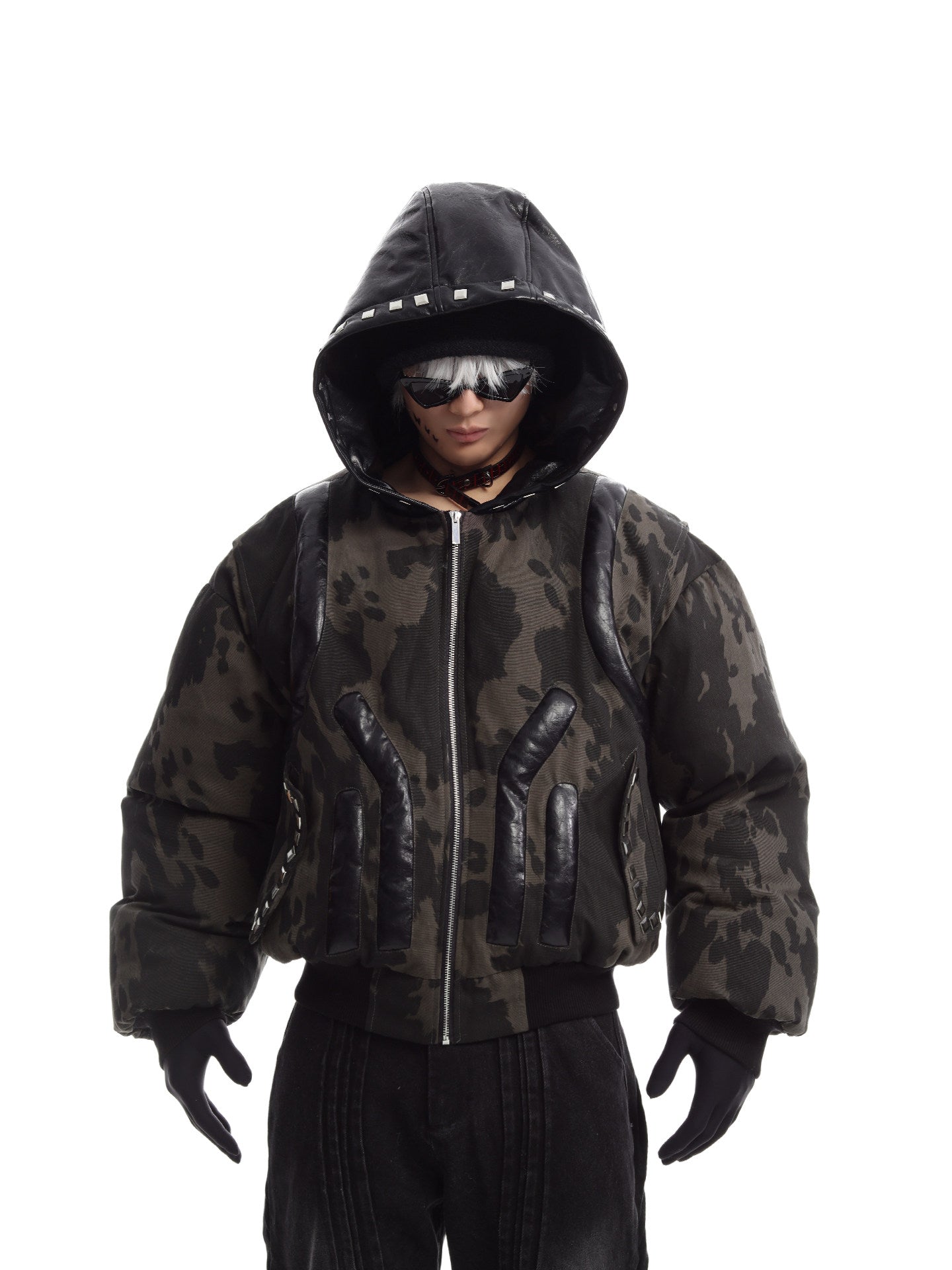 HEAVYWEIGHT CAMO RIVET HOODED BOMBER JACKET