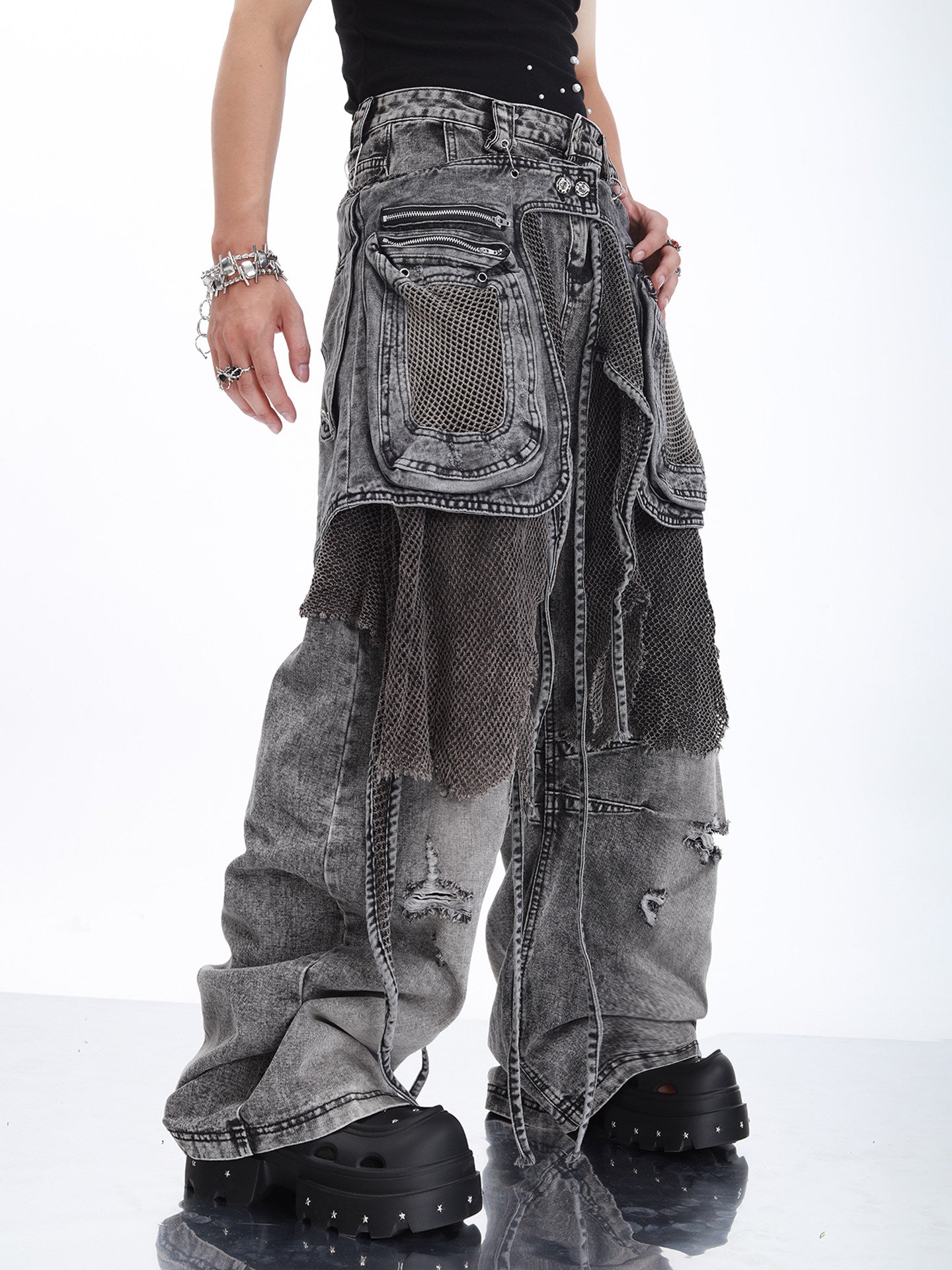 HEAVYWEIGHT PANELLED CARGO DENIM JEANS WITH REMOVABLE WAIST BAG