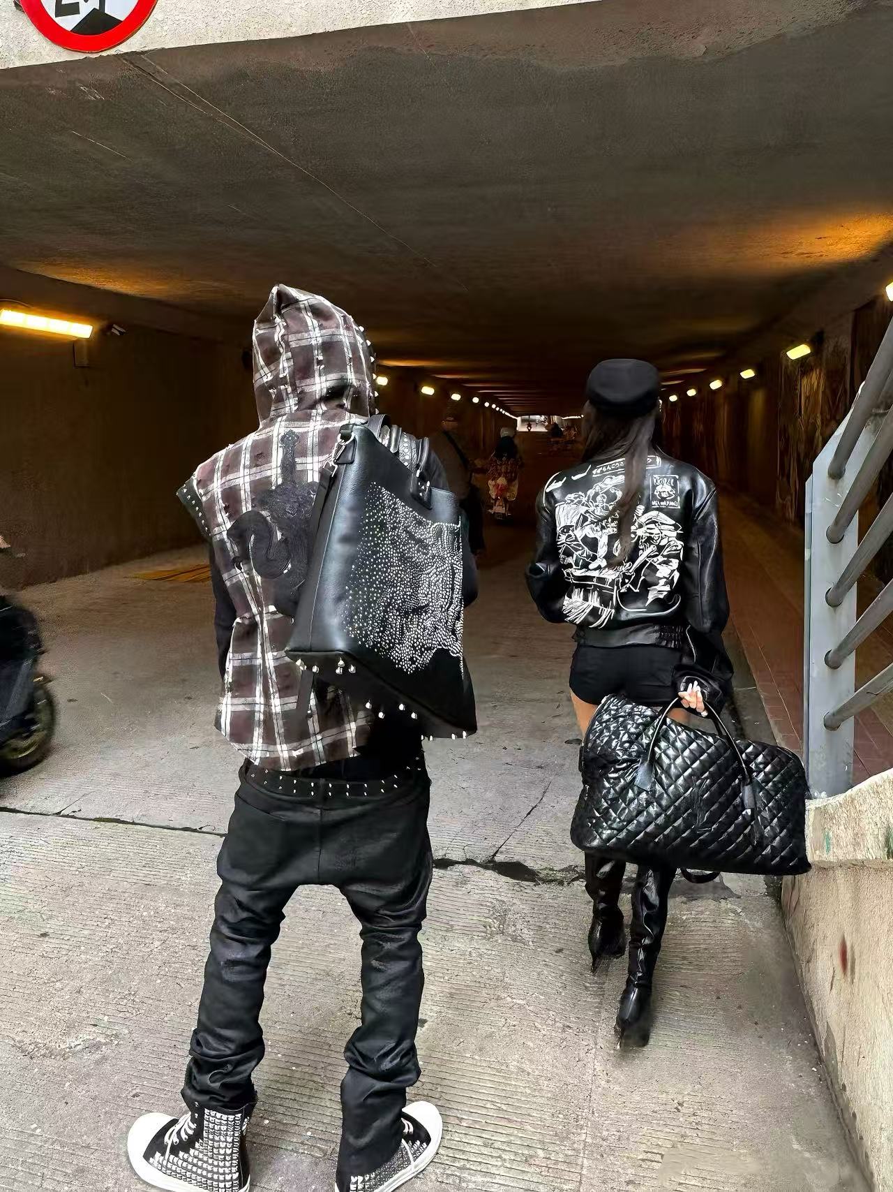 HEAVY-DUTY RIVET PLAID DIRTY WASHED SLEEVELESS HOODED VEST