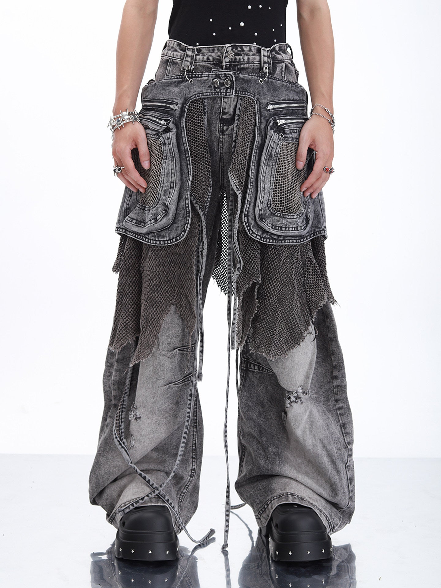 HEAVYWEIGHT PANELLED CARGO DENIM JEANS WITH REMOVABLE WAIST BAG
