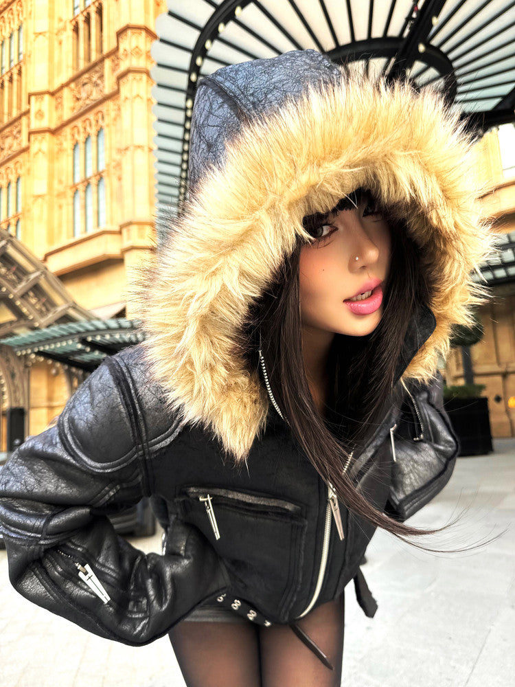 MULTI-ZIPPER REMOVABLE FUR COLLAR CRACKED LEATHER JACKET