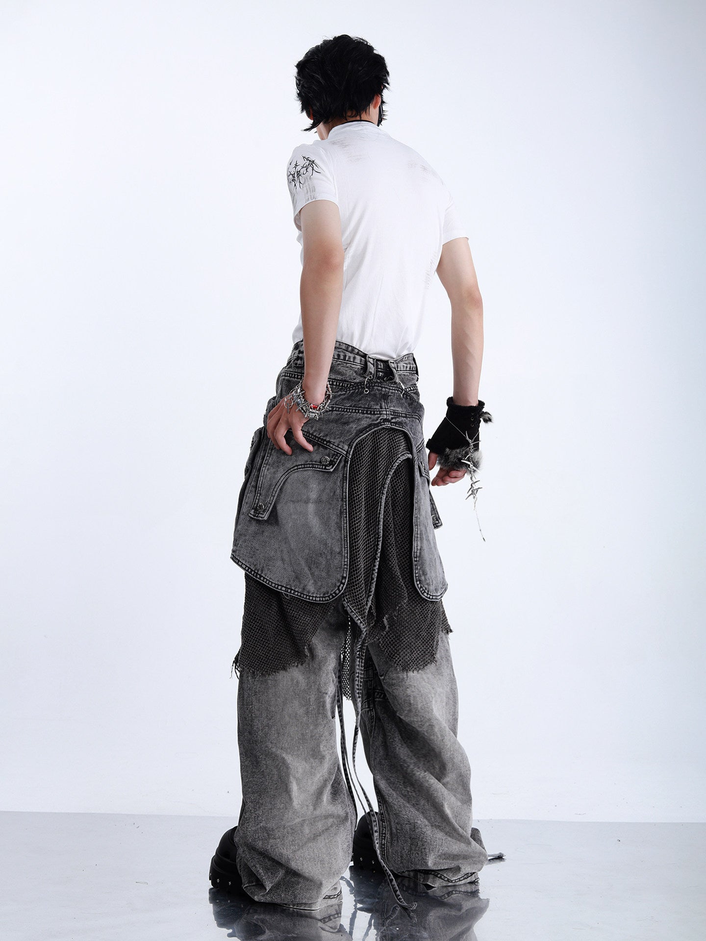 HEAVYWEIGHT PANELLED CARGO DENIM JEANS WITH REMOVABLE WAIST BAG