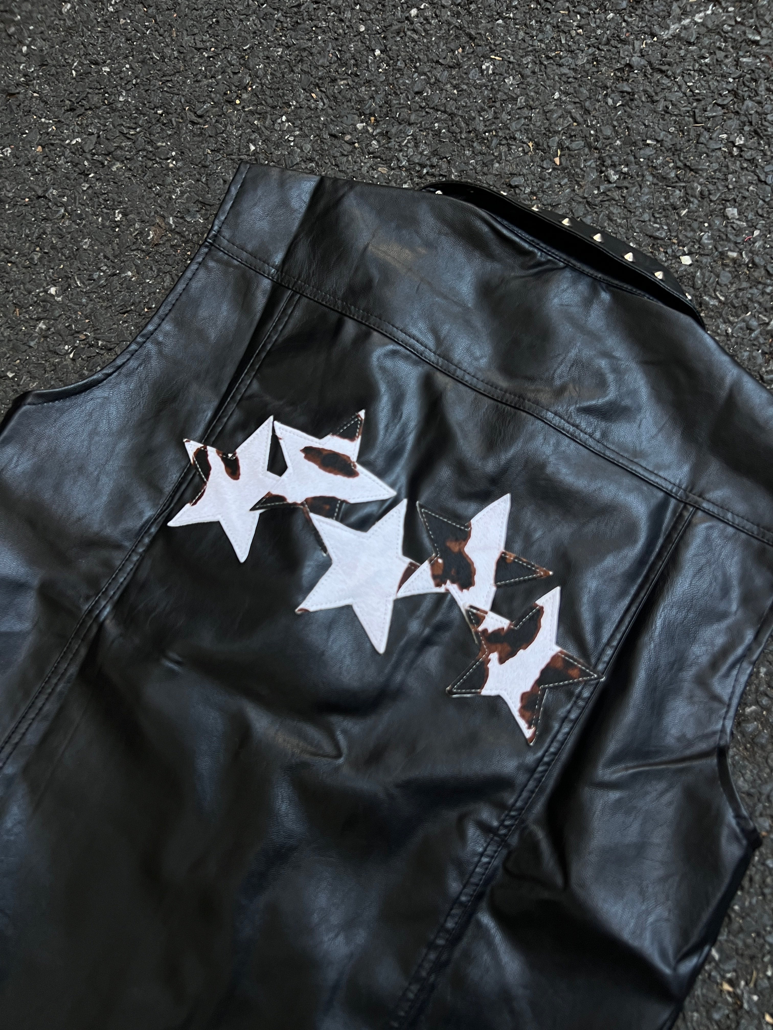 STUDDED STAR-PATTERN PU LEATHER VEST