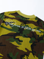 CAMO TOOTH GRAPHIC CURSIVE LETTER NICHE T-SHIRT
