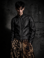 HEAVY‑DUTY DIAGONAL PLACKET DARK HIGH‑COLLAR LEATHER JACKET