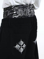 ROCK TIGER DOUBLE WAIST RIVET CURVED CUT JEANS