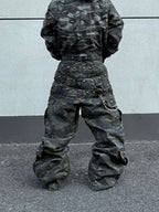 MULTI-WAIST RIVET CAMO CARGO PANTS