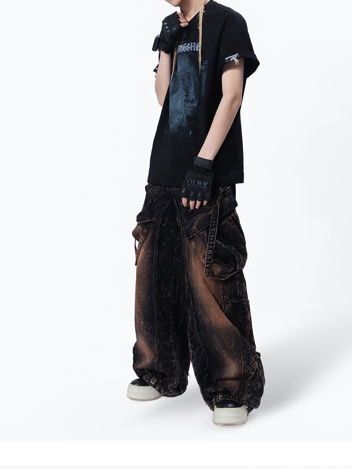 WASTERED MULTI‑POCKET RIVET DETAIL WIDE‑LEG CARGO PANTS