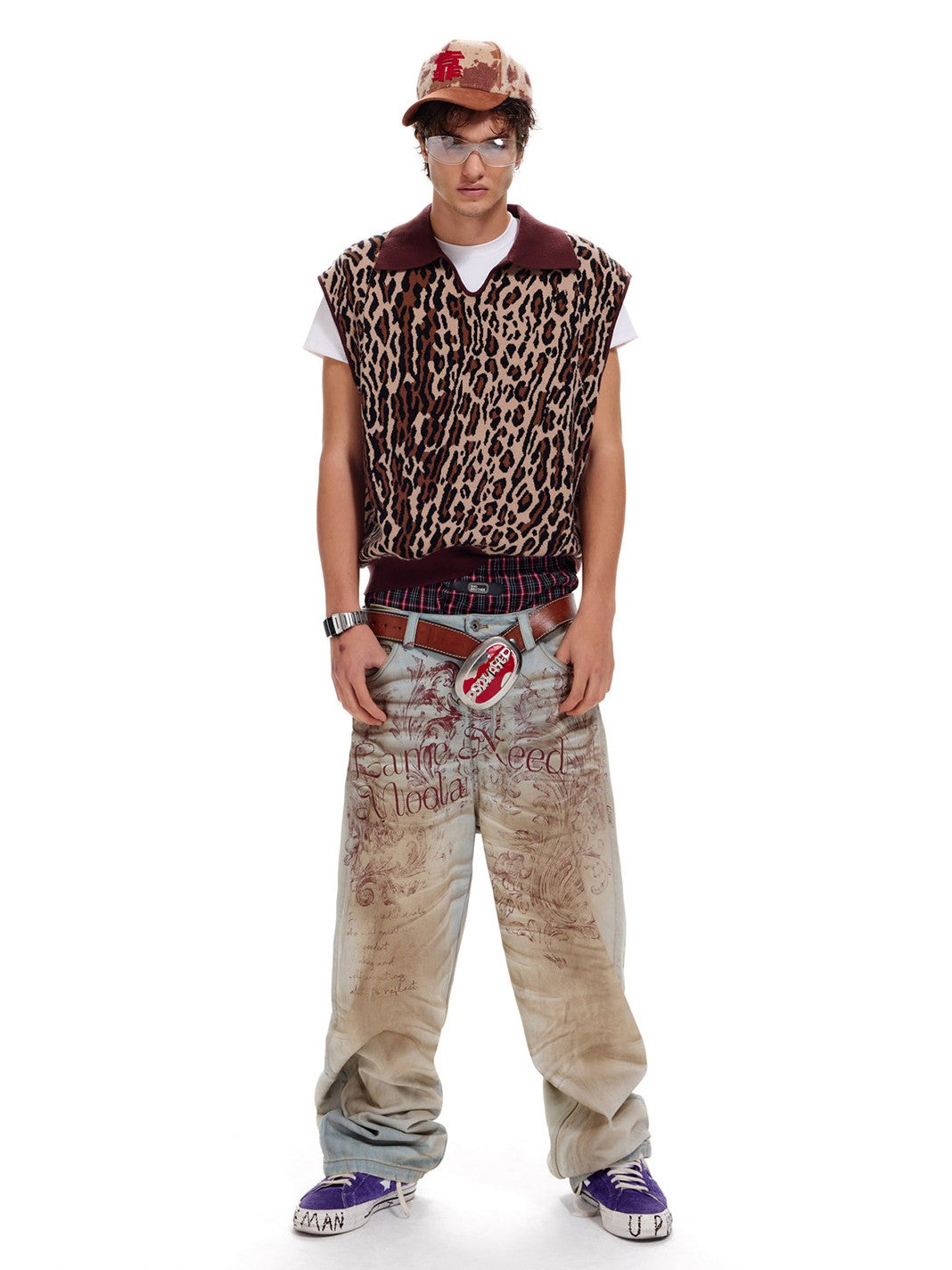 VINTAGE FLORAL LETTER PRINT SPRAY DIRTY JEANS