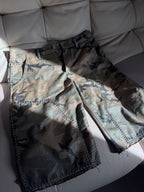 HEAVY-DUTY CAMOUFLAGE RIVET CARGO SHORTS