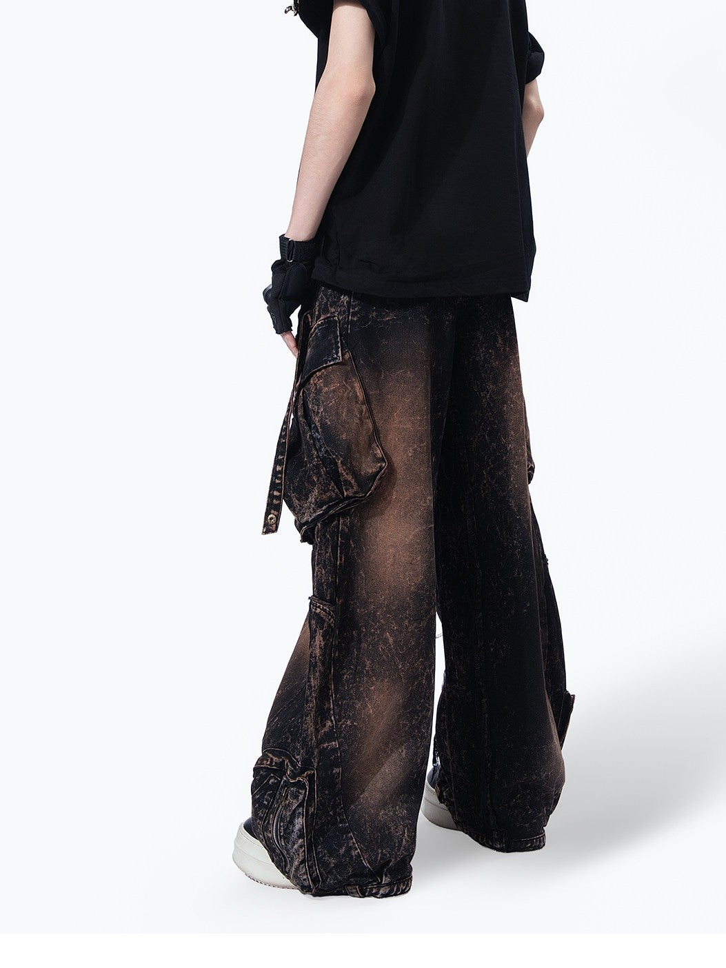 WASTERED MULTI‑POCKET RIVET DETAIL WIDE‑LEG CARGO PANTS