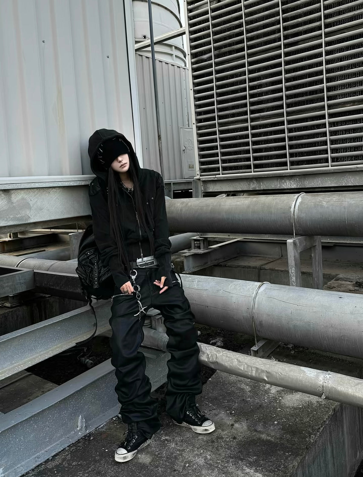 WASHED FAUX LEATHER ARMOR‑SHOULDER MULTI‑POCKET HOODIE