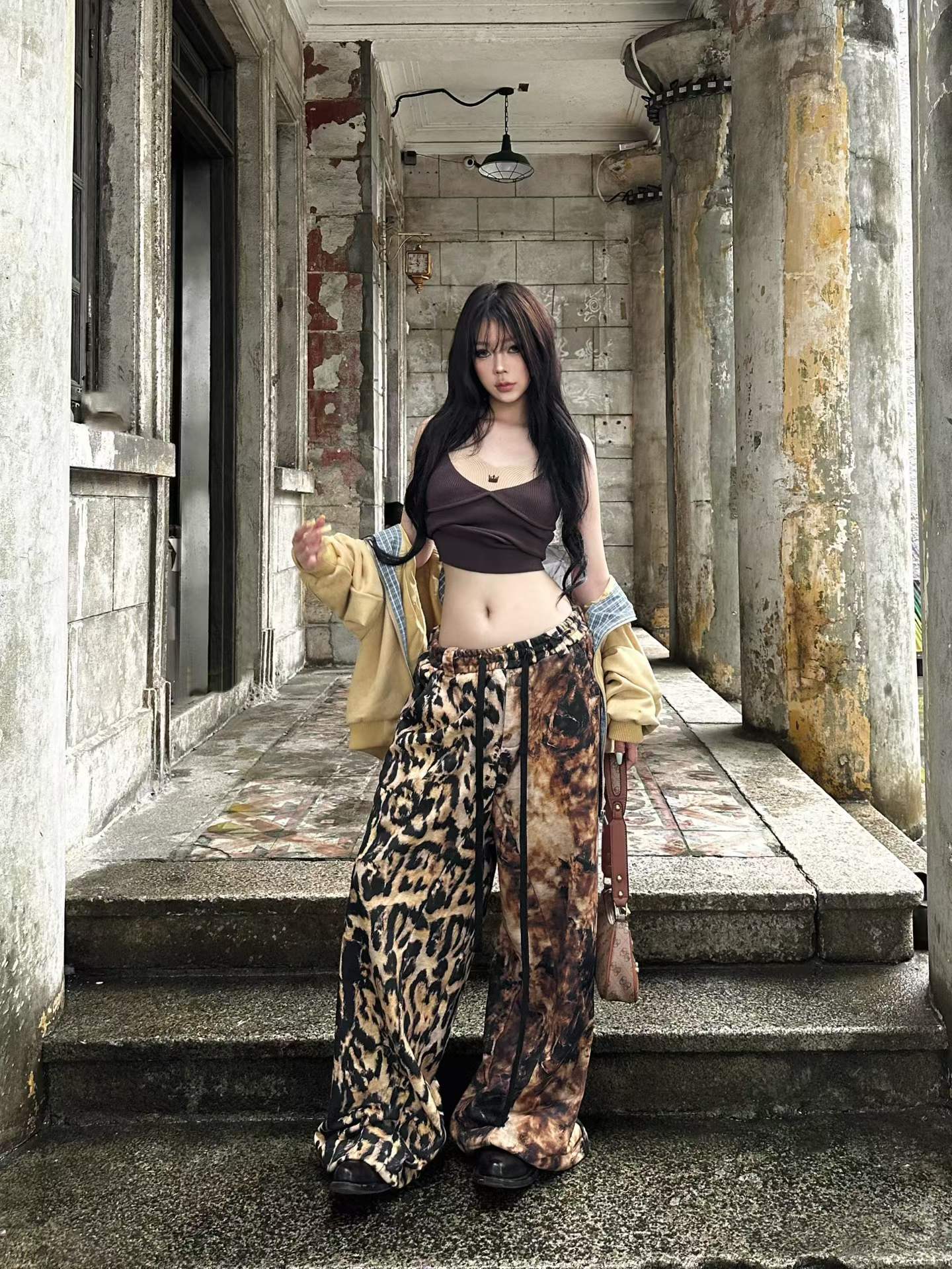 DARKPTPTS LEOPARD OVER PRINT DRAWSTRING LOOSE STRAIGHT HEAVY WEIGHT PANTS Secondary image