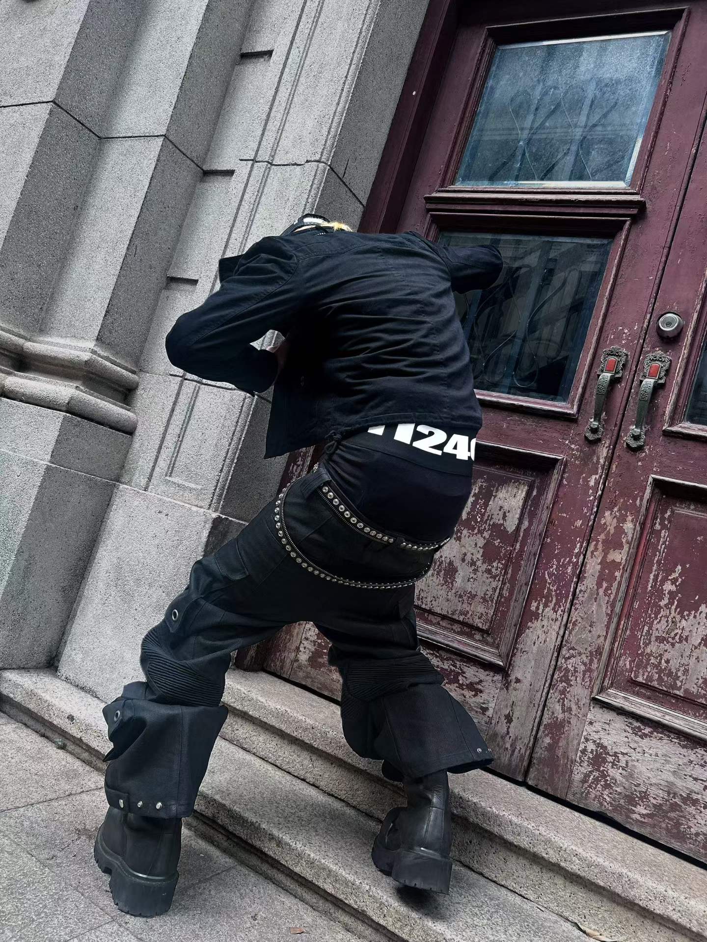 DARKPTPTS MULTI-POCKET WAXED NICHE FLOOR-LENGTH CARGO PANTS