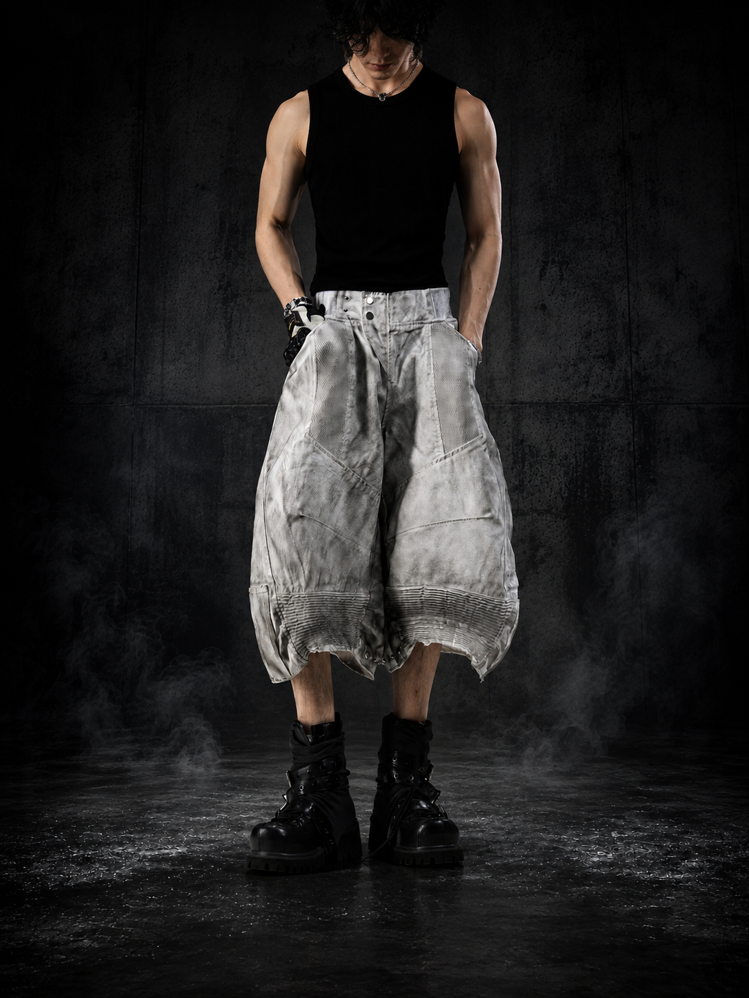 WASTELAND STYLE WASHED DISTRESSED UNISEX CARGO SHORT Main image