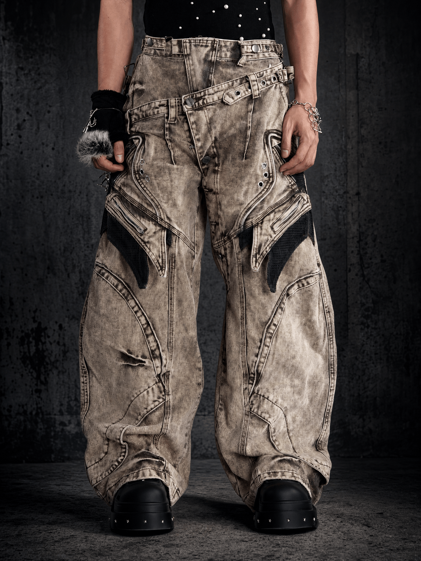 HEAVY-DUTY WASTELAND-STYLE ASYMMETRIC LAYERED DENIM JEANS