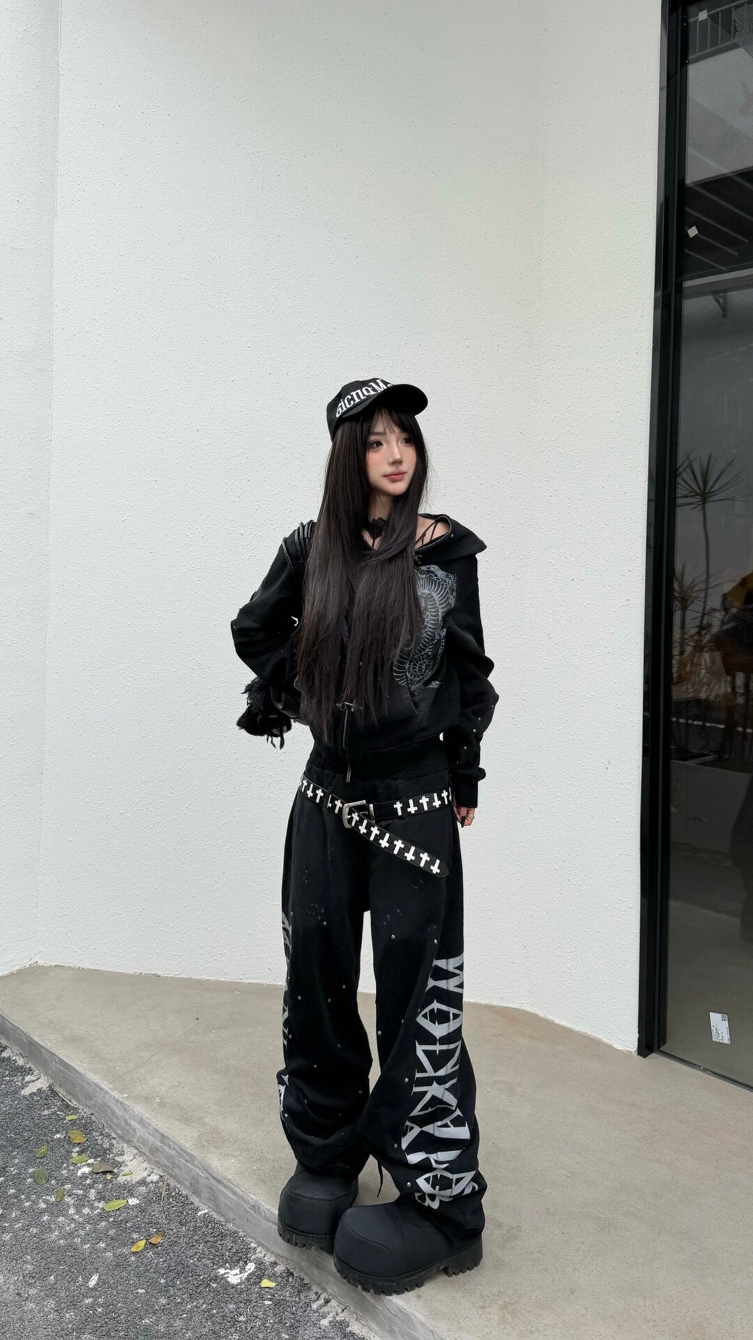 DOUBLE‑CROCODILE SHARK RIVET WASHED BOXY HOODIE