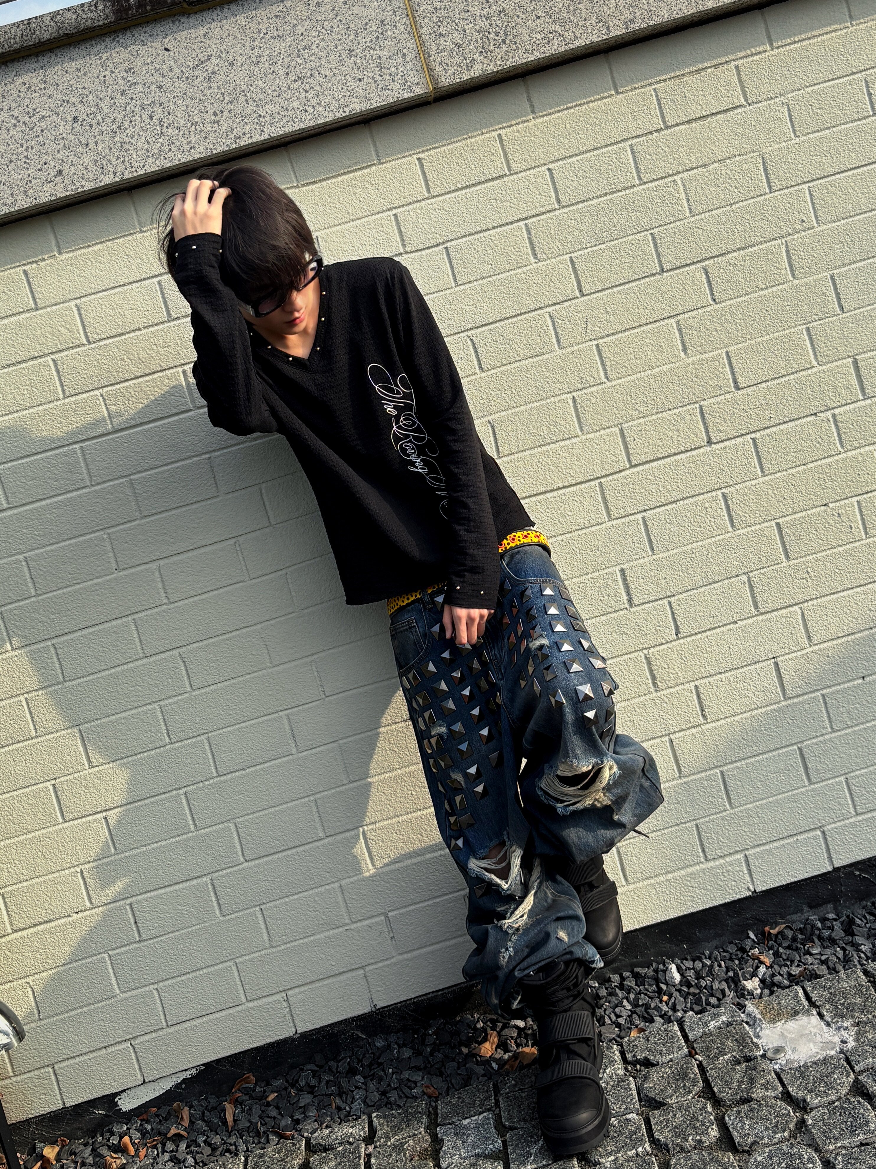 VINTAGE EMBROIDERED ADJUSTABLE WAIST CARGO PANTS