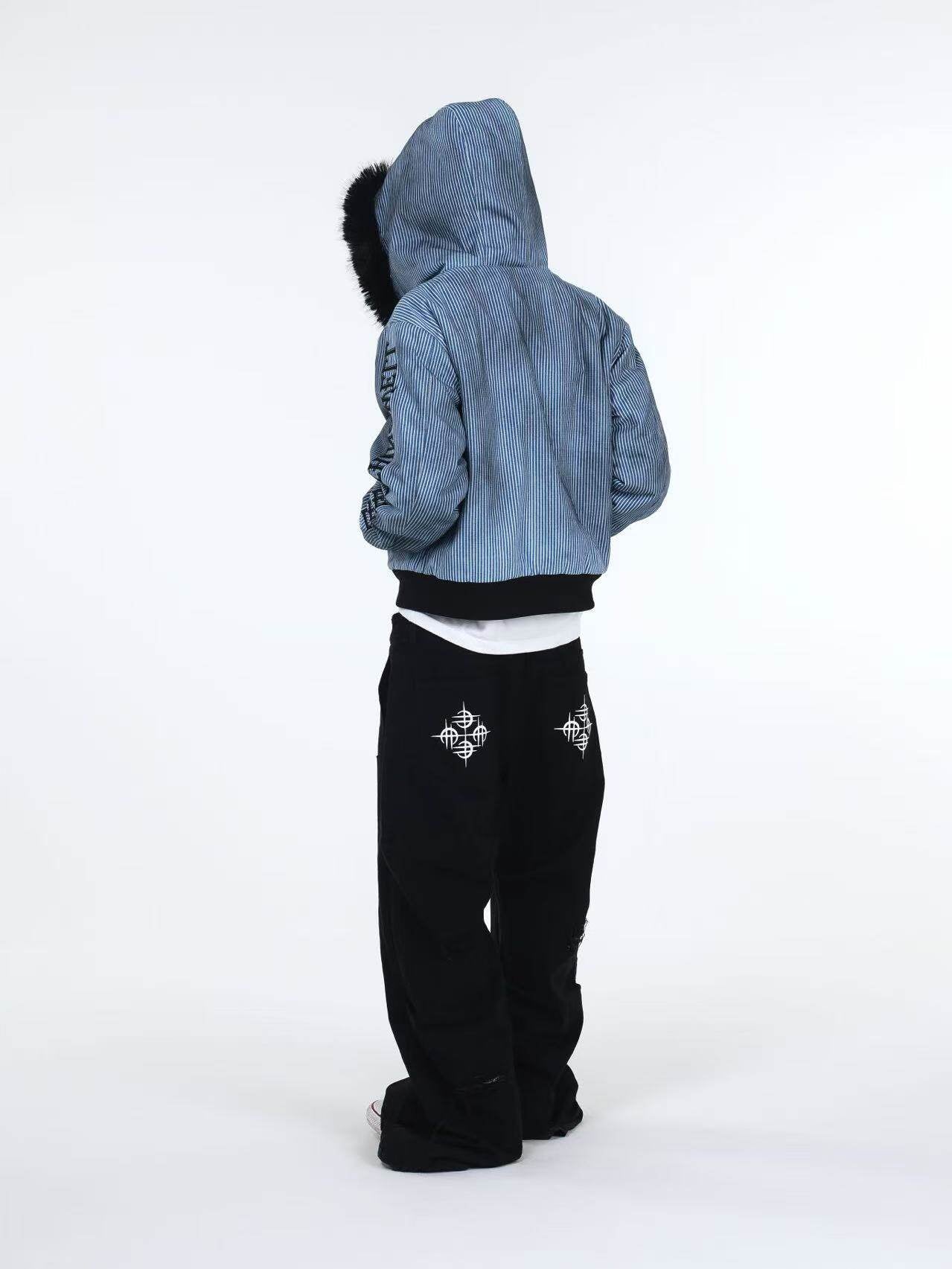 ROCK TIGER DOUBLE WAIST RIVET CURVED CUT JEANS