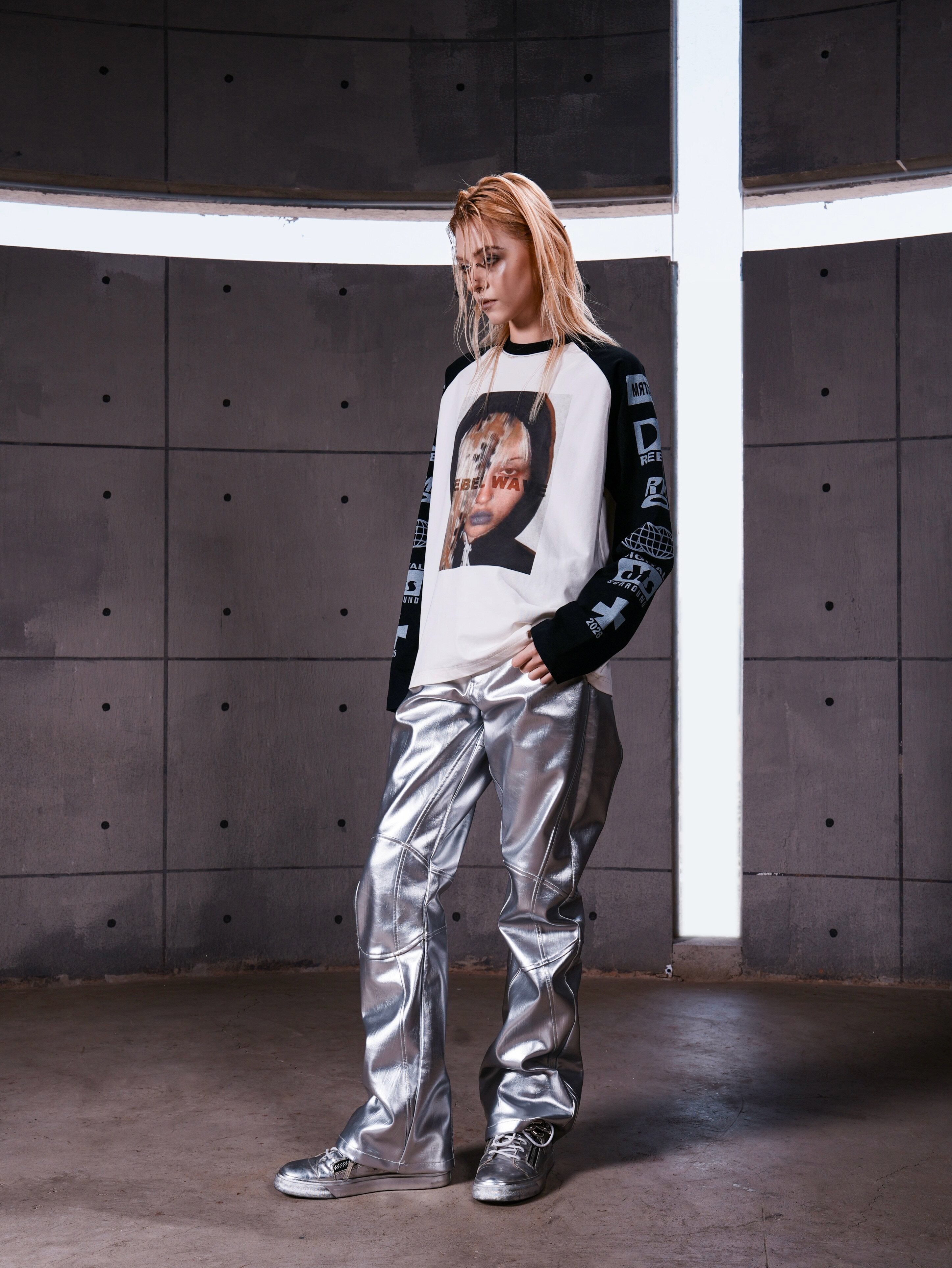 "WA_VE" PORTRAIT PRINT LONG SLEEVE TEE NICHE T-SHIRT