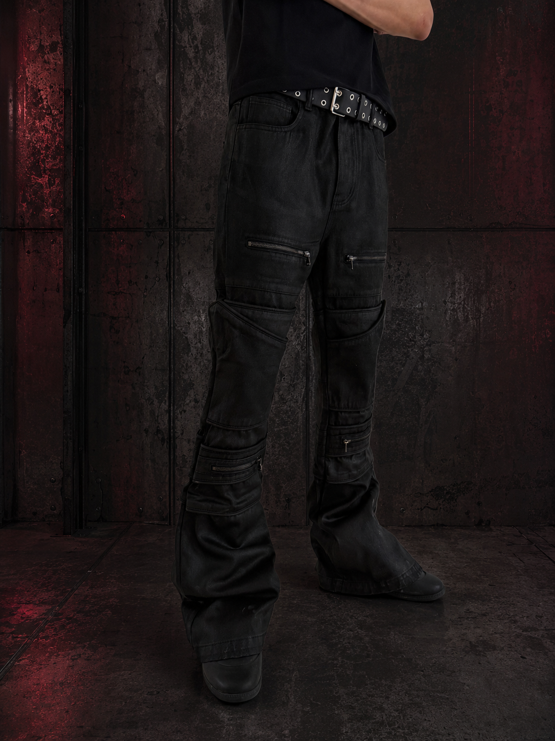 IRREGULAR STRUCTURE WAXED FLARED PANTS