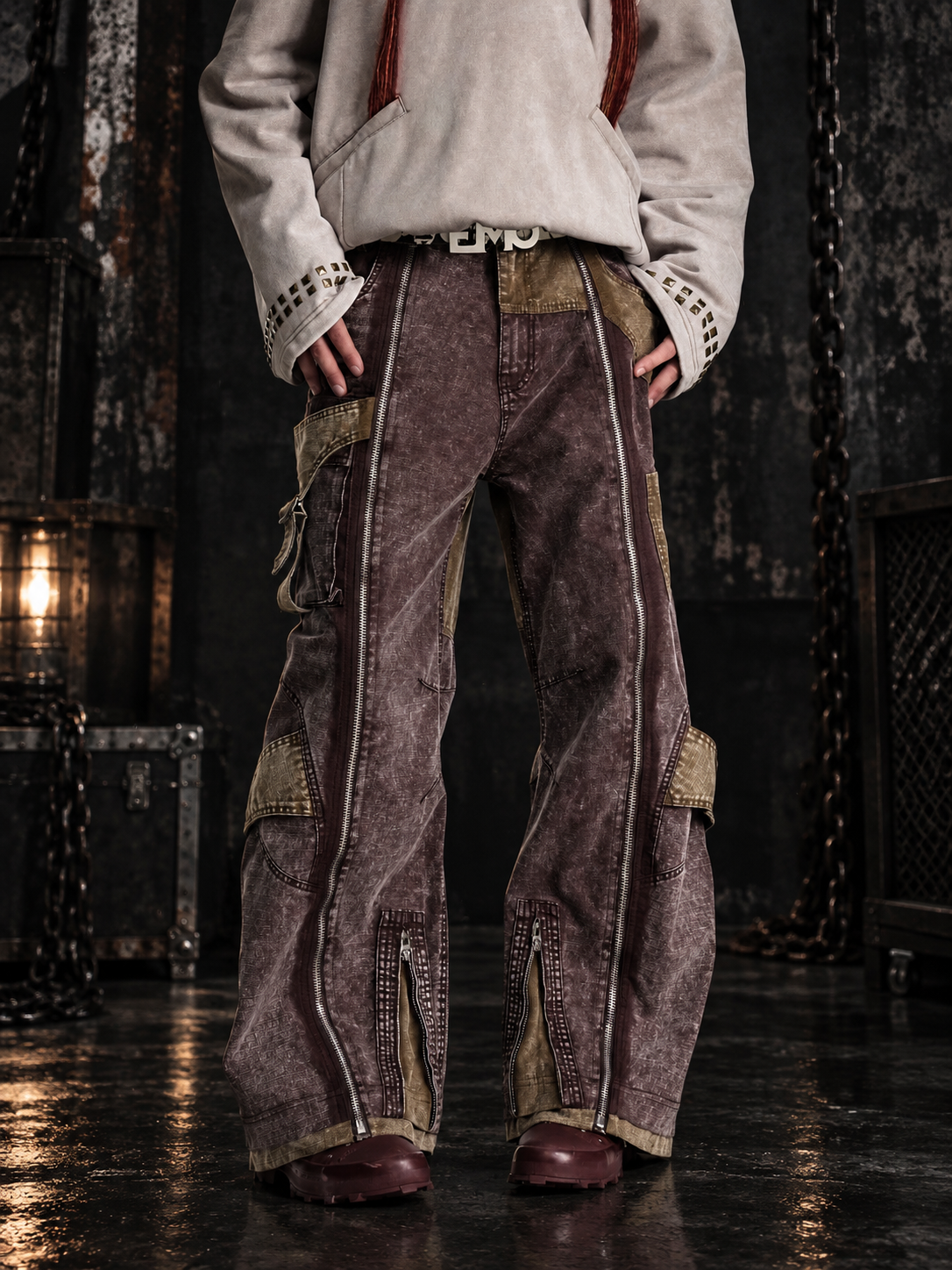 VINTAGE IRREGULAR MOTTLED TEXTURE EMBROIDERED MULTI-POCKET PANTS Main image