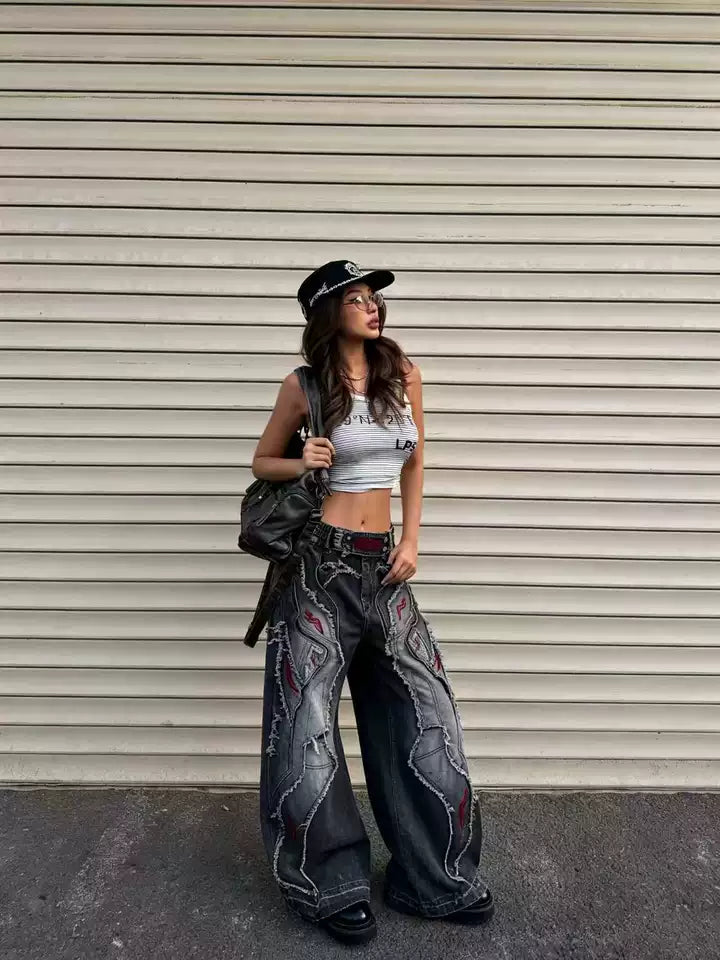 HEAVY-DUTY 3D CUT EMBROIDERY FLARE JEANS Secondary image