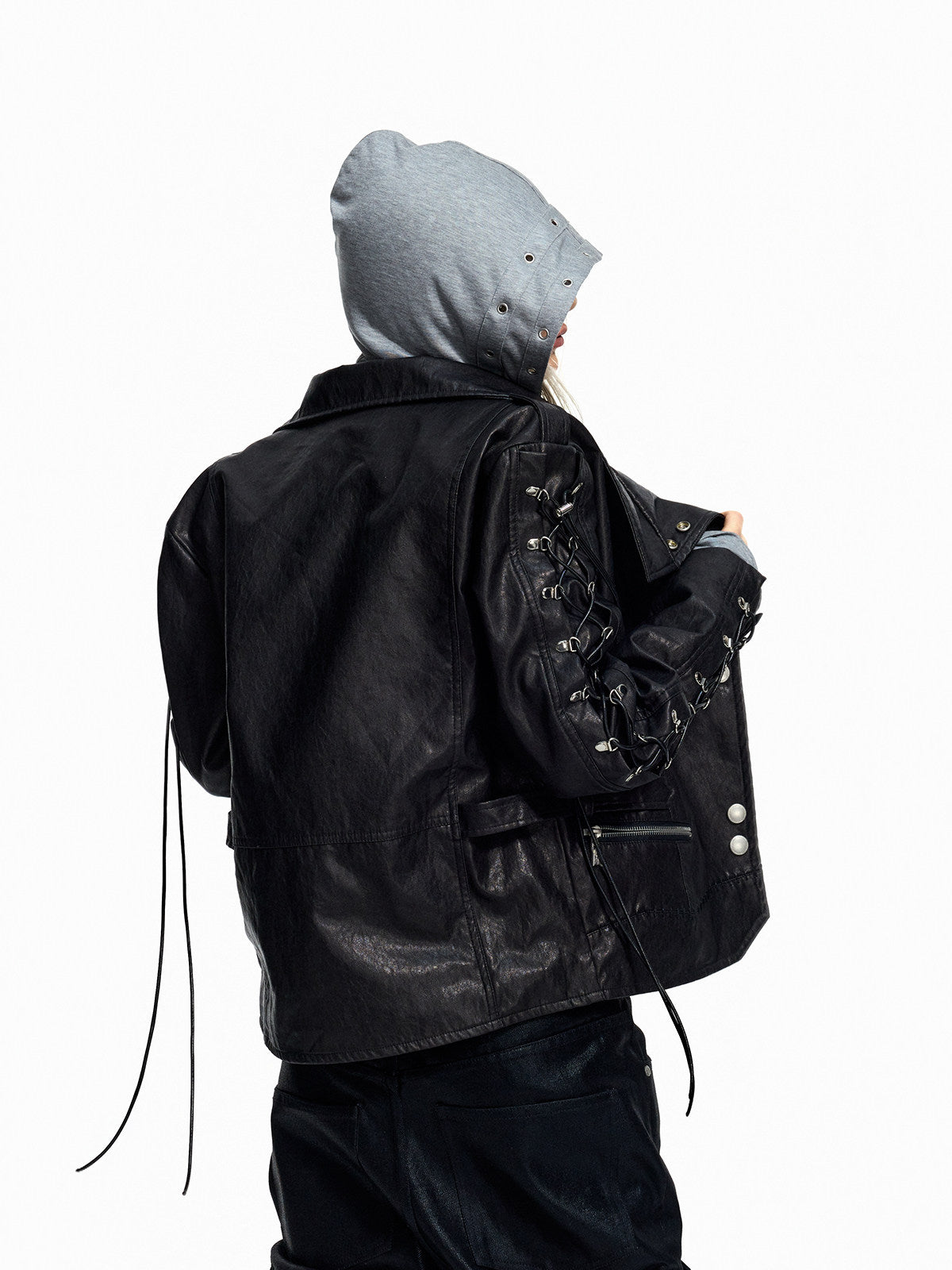 Block color skateboard hooded jacket features bold color-block panels and hooded construction for energetic skate street aesthetics.
