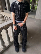 ashapes these parachute cargo pants, with voluminous loose cuts to achieve comfy baggy fits and modern urban‑street aesthetics.