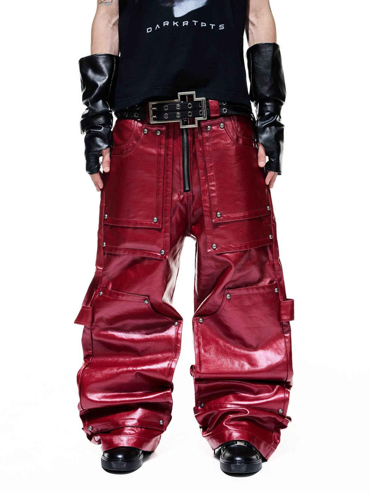 Harajuku-style Japanese street trendy top, featuring iconic Harajuku aesthetics and avant-garde street design.