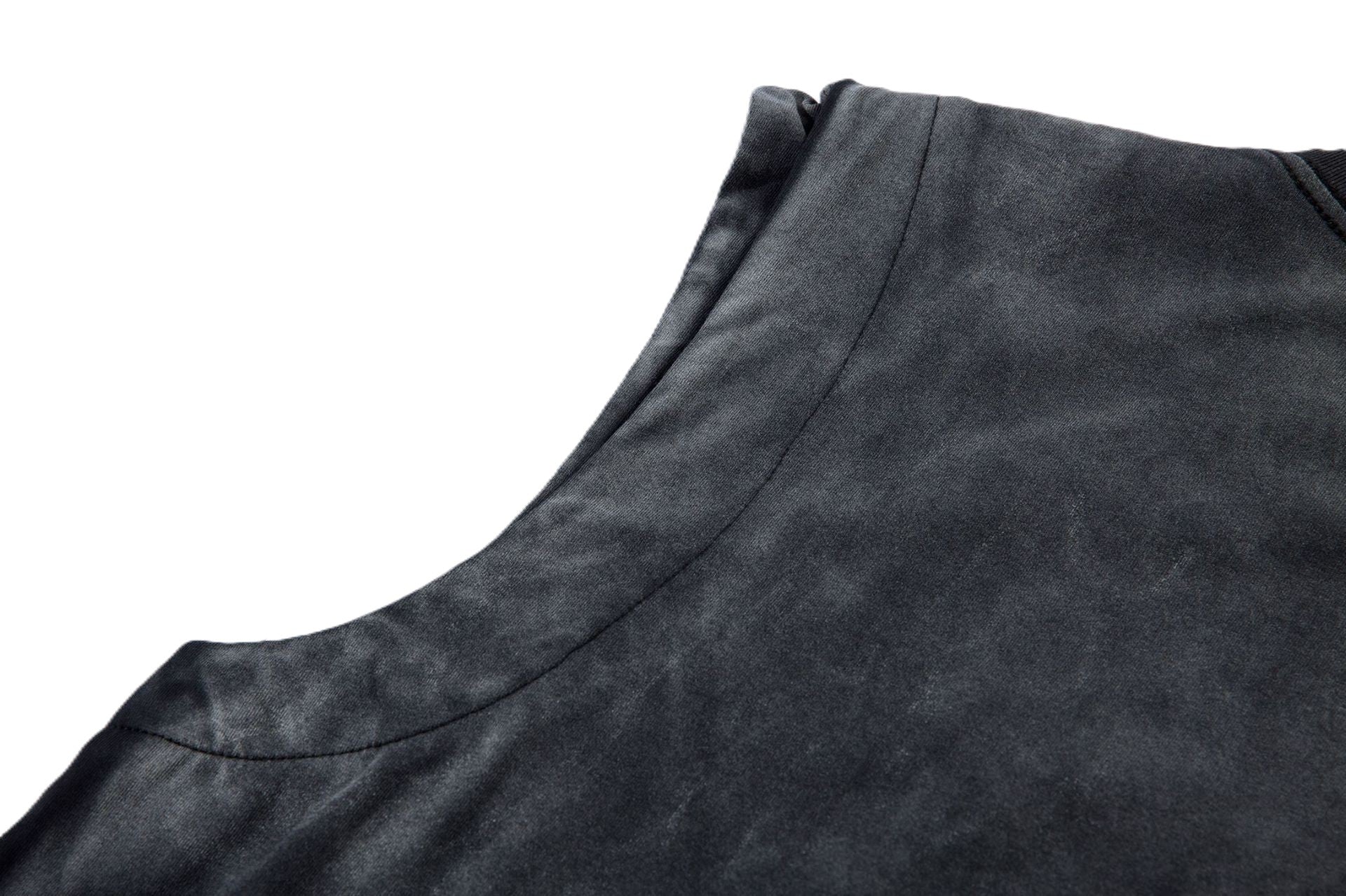 Old-school classic street sweatshirt, timeless retro style with casual relaxed fit.