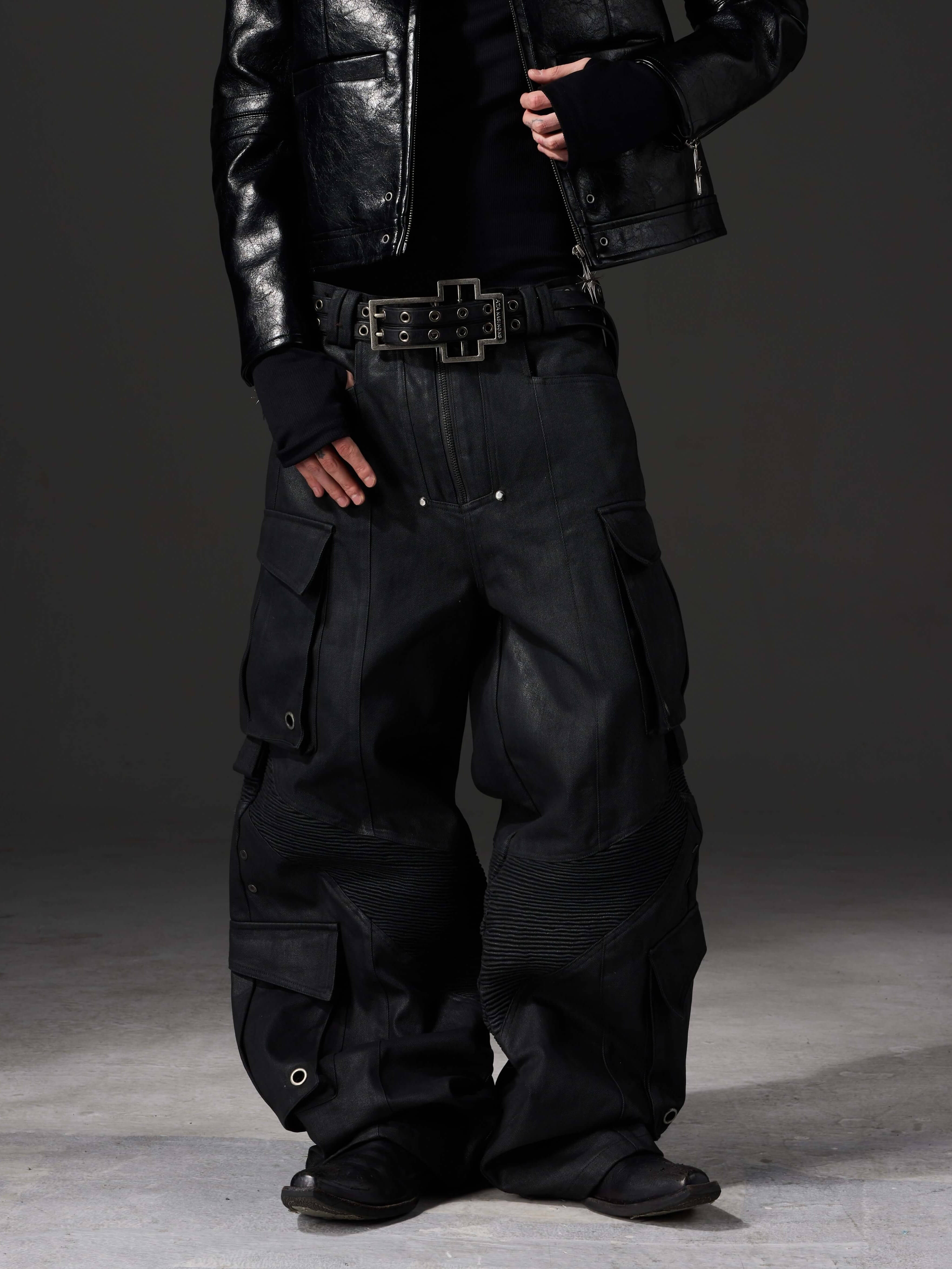 Original design urban casual style, boasting exclusive independent design and sleek urban casual silhouette.