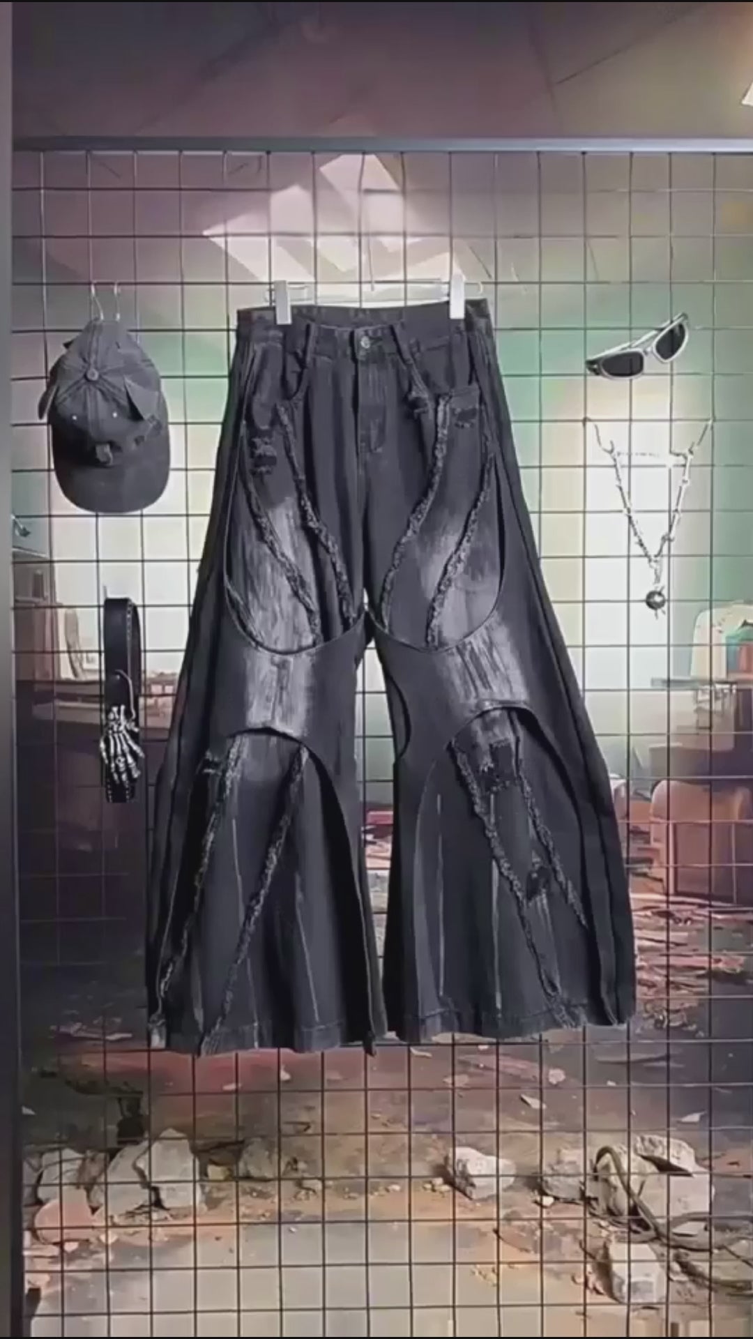 HEAVYWEIGHT WASHED PATCHWORK WIDE-LEG JEANS