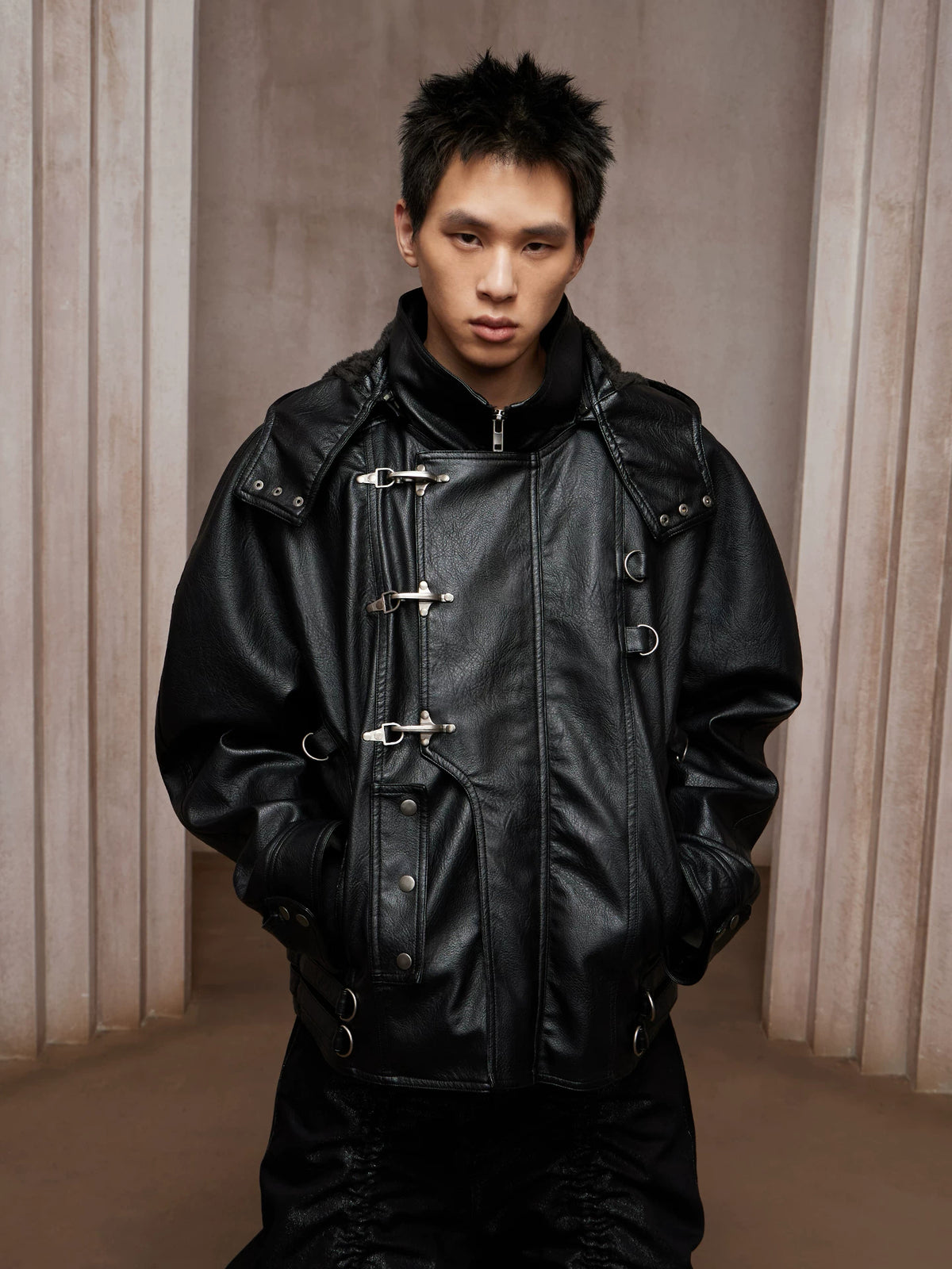 Scarecrow street cargo pant with patch details has a roomy baggy silhouette and multiple functional cargo pockets, decorated with rustic scarecrow-themed fabric patches. Built with sturdy cotton fabric and subtle worn texture, it merges eerie harvest Halloween motifs and gritty urban streetwear. Easy to pair with tees and hoodies for spooky season outfits and daily casual styling.