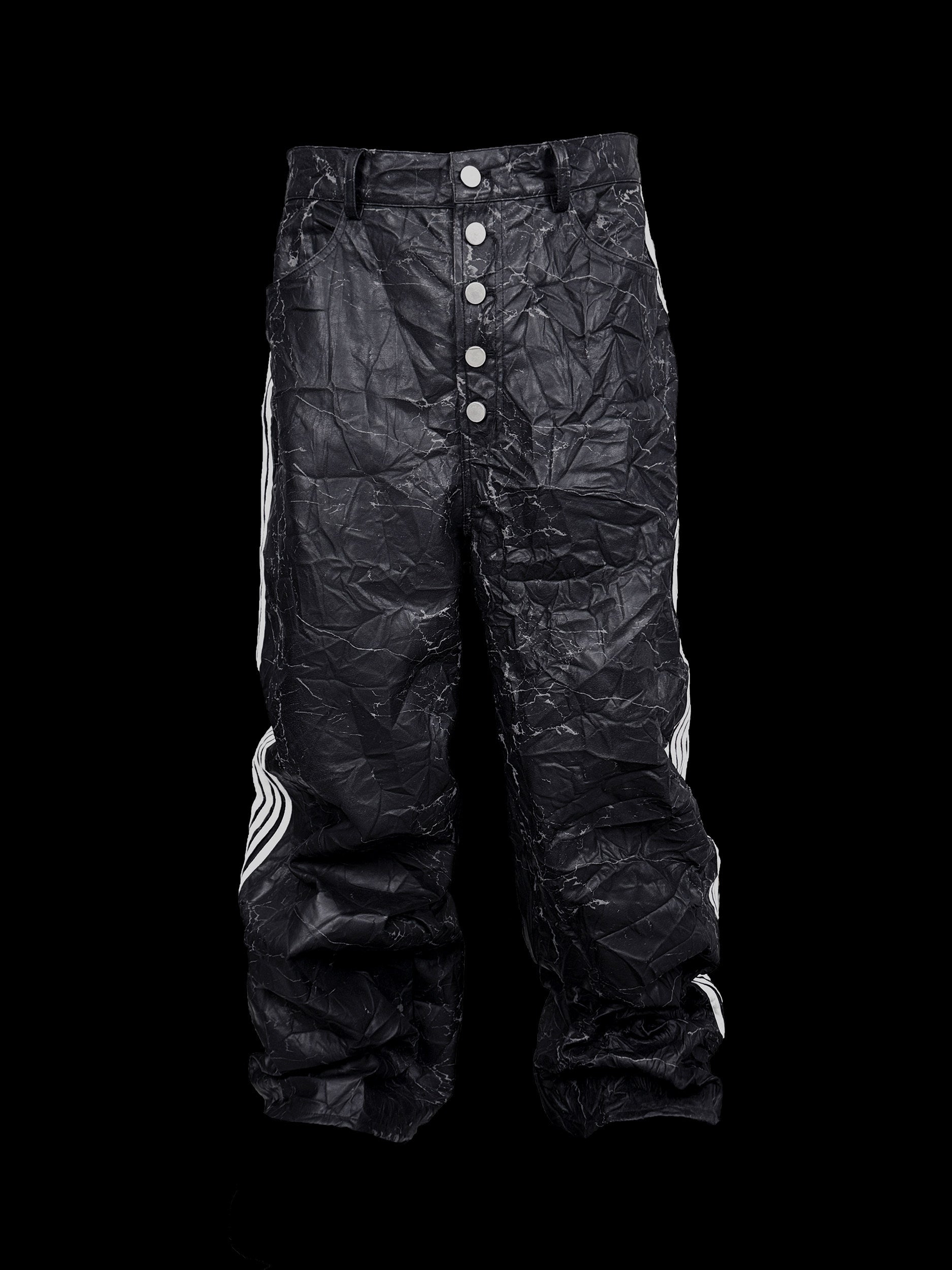 Shrink-wash textured casual sweat, special wash craft creates rich texture.