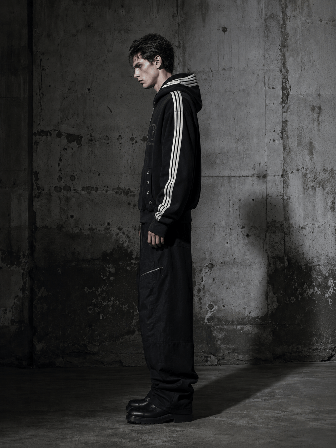 NICHE WASHD DISTRESSED ZIP CARDIGAN DESIGN HOODIE Secondary image