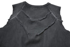 Water-proof outdoor street coat, waterproof fabric blocks rain and moisture well.